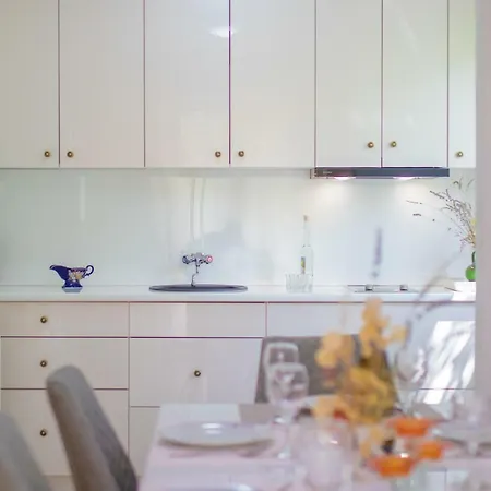 Apartman 1 Gæstehus Malinska